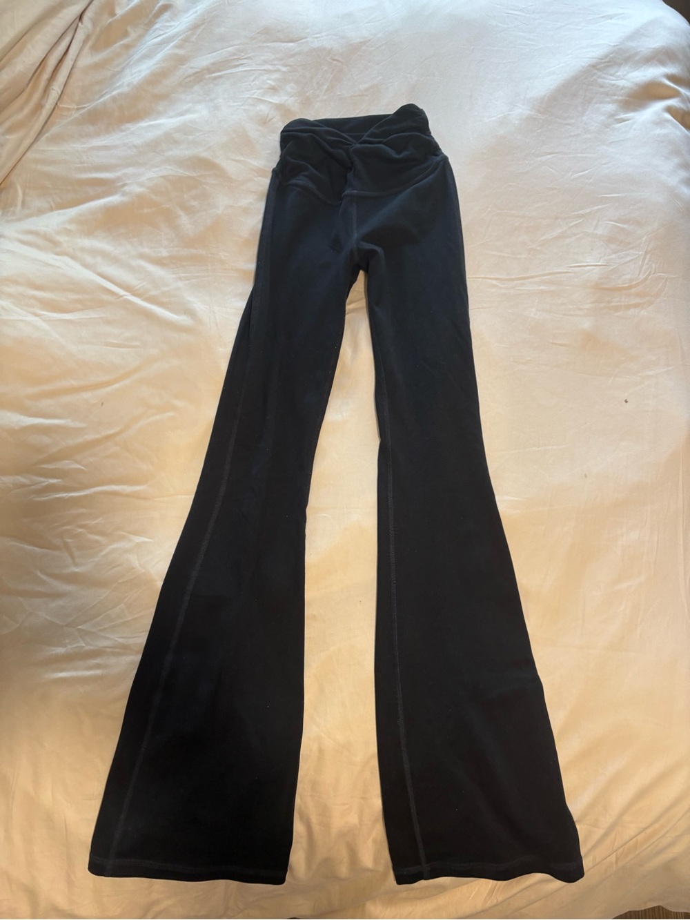 Gilly Hicks Black Flair Women's Leggings